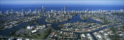 Surfers Paradise Q1 (PB00 5850)