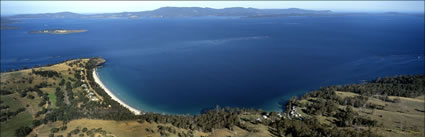 Roaring Beach (PB00 5414) - TAS