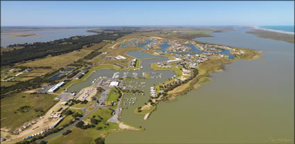 The Marina - Hindmarsh Is - SA T (PBH3 00 30930)