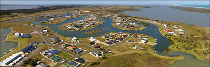The Marina - Hindmarsh Island - SA (PBH3 00 30912)