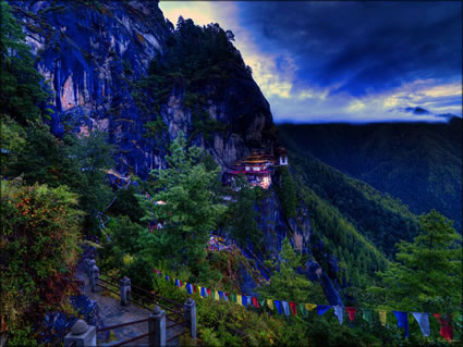 Tigers Nest SQ (PBH3 00 24444)