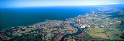 Ulverstone from Behind - TAS (PB00 0802)