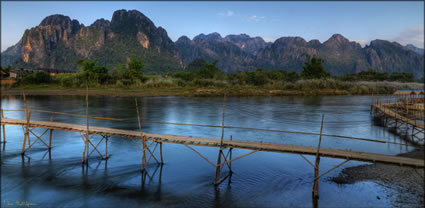 Vang Vieng T (PBH3 00 14226)