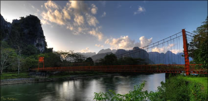 Vang Vieng T (PBH3 00 14255)