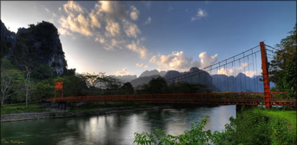 Vang Vieng T (PBH3 00 14255)