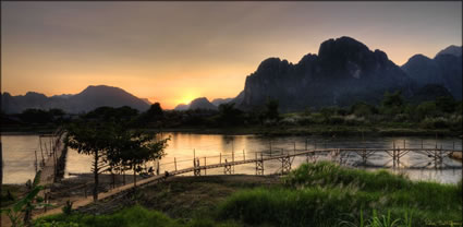 Vang Vieng T (PBH3 00 14258)