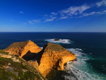 Whalers Way - SA (PBH3 00 23042)