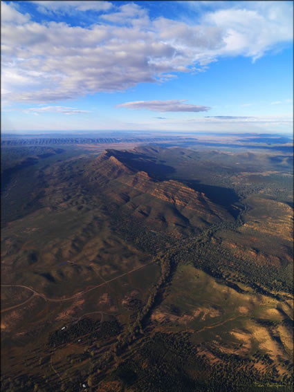 Wilpena Pound - SA SQ V (PBH3 00 18054)