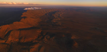 Wilpena Pound - SA T (PBH3 00 19208)