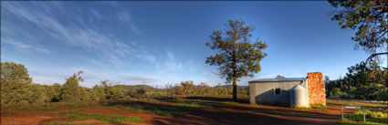 Yanyanna Hut - SA (PBH3 00 19749)