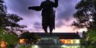 Statue SQ (PBH3 00 13891)